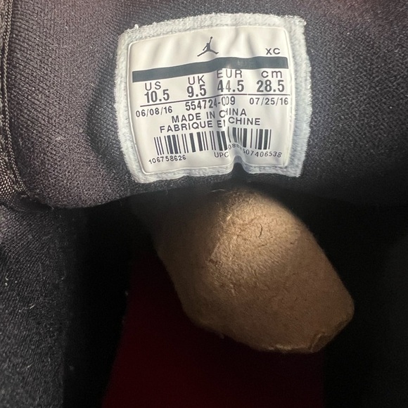 Air Jordan 1 Mid - Picture 4 of 5